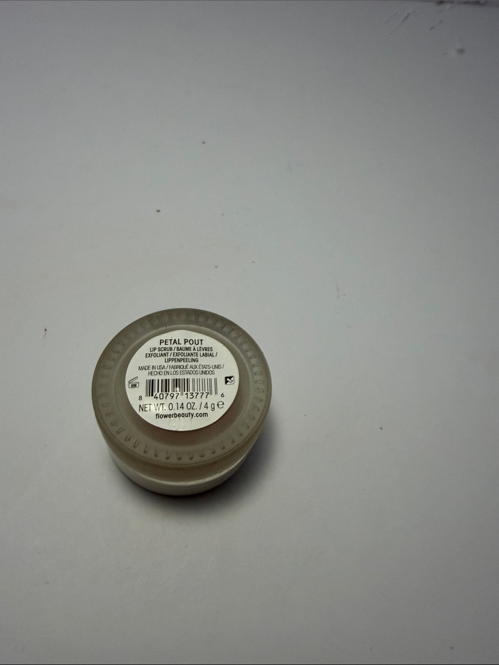Petal Pout Lip Scrub - Nude